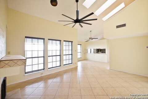 6100 Woodlake Pkwy, San Antonio, TX 78244