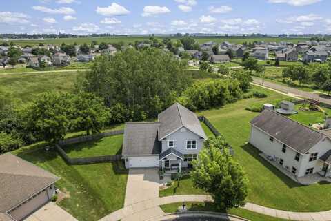 740 Bluestem Court, Sun Prairie, WI 53590