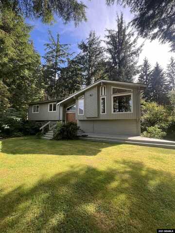 2960 Glacierwood Drive, Juneau, AK 99801