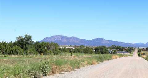 2 Range Road, Edgewood, NM 87015