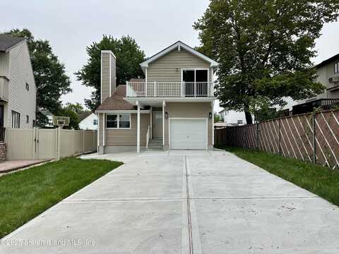 135 Mcarthur Avenue, Staten Island, NY 10312