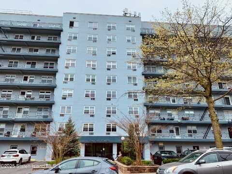 20 Cliff Street, Staten Island, NY 10305