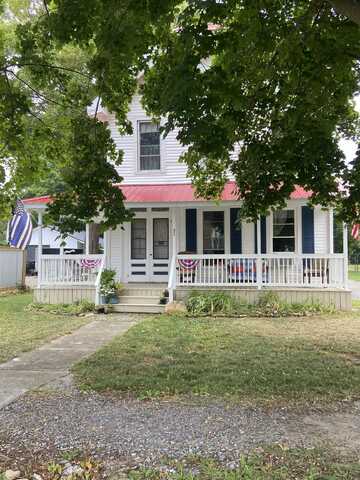 31 Main Street, Waddington, NY 13694