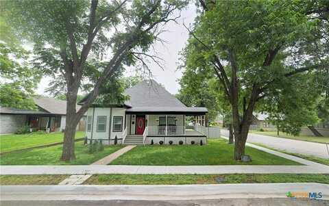 901 N 10th Street, Waco, TX 76707