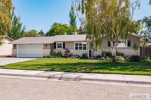 2341 Briarcliff Avenue, Idaho Falls, ID 83404