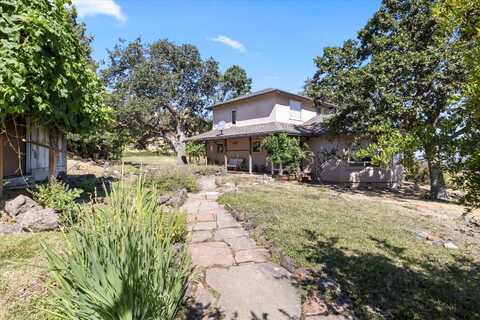 964 Holton Road, Talent, OR 97540