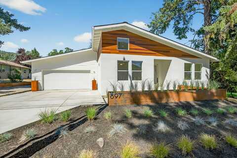 897 Hillview Drive, Ashland, OR 97520