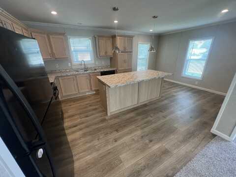 1284 Henri St, Newport, MI 48166