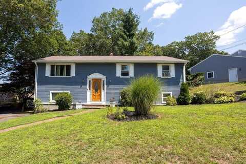 121 Crossbow Lane, West Warwick, RI 02893