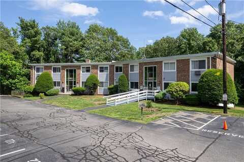 494 Putnam Pike, Smithfield, RI 02828