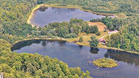 18011 13 Mile Road, Leroy, MI 49655