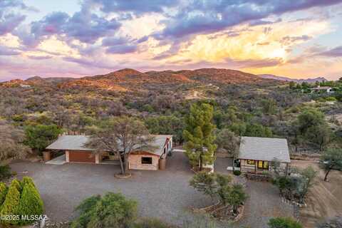 325 W Oak Hills Drive, Oracle, AZ 85623