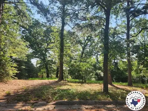 1002 Senator, Texarkana, AR 71854