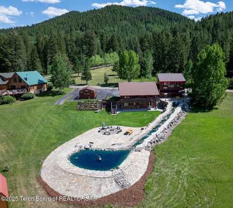 630 GRANDVIEW Drive, Alpine, WY 83128