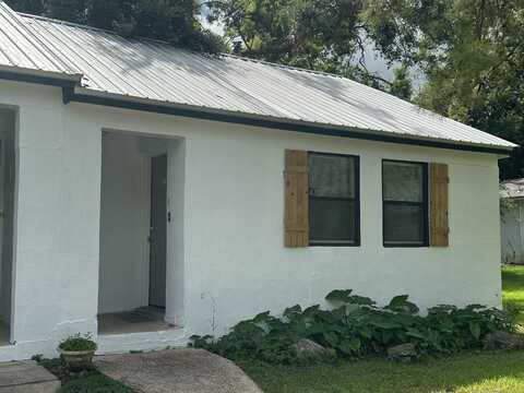 243 Lovelace Drive, Tallahassee, FL 32304