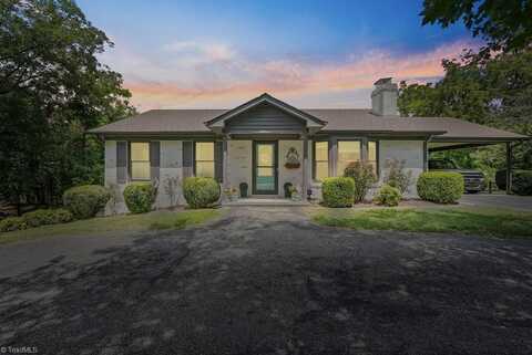 7123 Strawberry Road, Summerfield, NC 27358