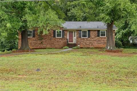 6110 Farrior Drive, Clemmons, NC 27012