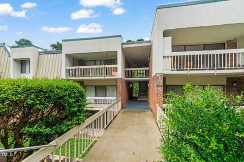 500 Umstead Drive, Chapel Hill, NC 27516