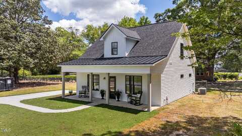412 N Green Street, Selma, NC 27576