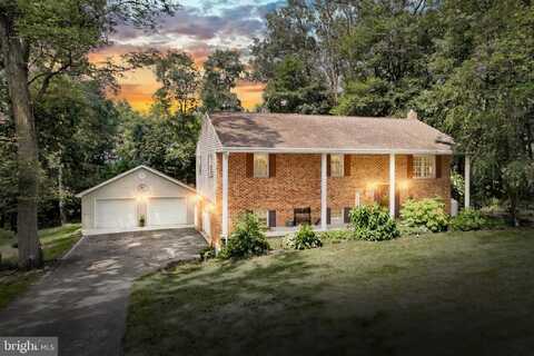 5059 RISLYN COURT, SPRING GROVE, PA 17362
