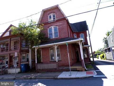 27 W FERDINAND STREET, MANHEIM, PA 17545