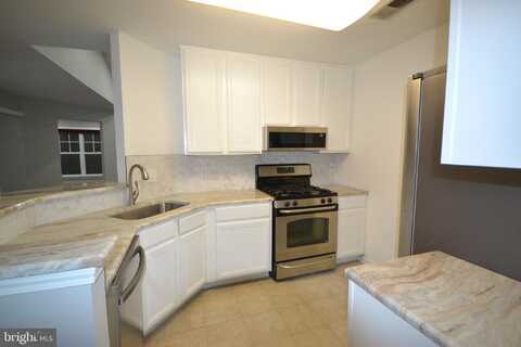 604 DRESHER WOODS DRIVE, DRESHER, PA 19025