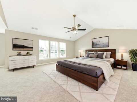 125 VICTORIA LANE, CHARLES TOWN, WV 25414