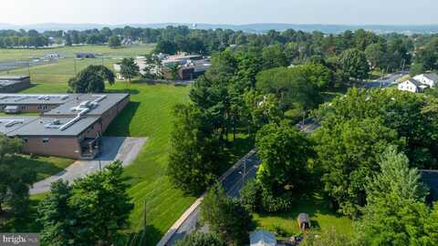 148 S ACADEMY DRIVE, EPHRATA, PA 17522