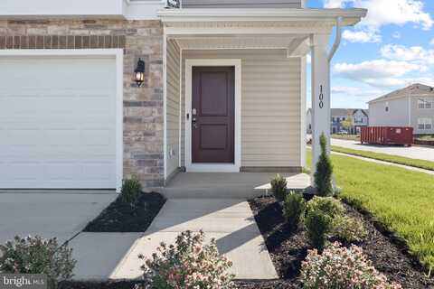 100 GOSSARD WAY, STEPHENS CITY, VA 22655