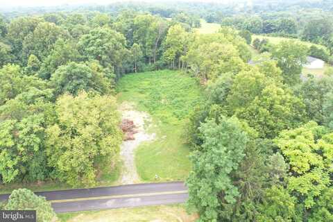 4004 SCRABBLE ROAD, SHEPHERDSTOWN, WV 25443