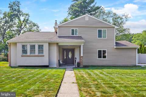 391 REGINA AVENUE, HAMILTON, NJ 08619