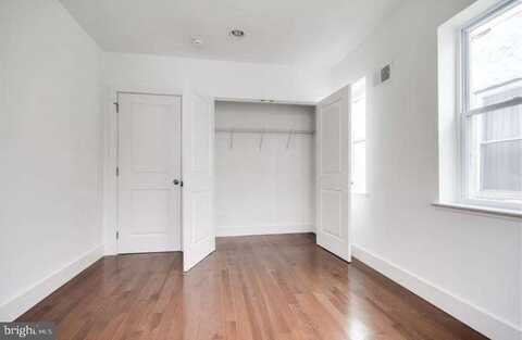 863 E THOMPSON STREET, PHILADELPHIA, PA 19125
