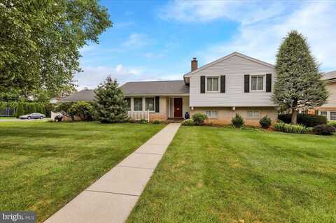 3057 MERRITT PARKWAY, READING, PA 19608