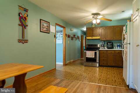 15362 KINGS HIGHWAY, MONTROSS, VA 22520