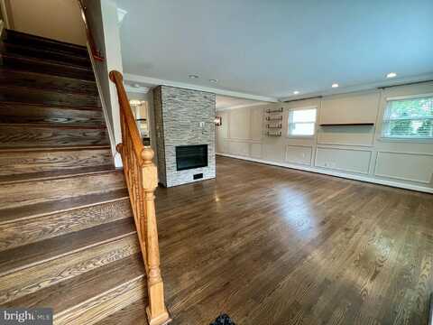 218 OAK AVENUE, PIKESVILLE, MD 21208