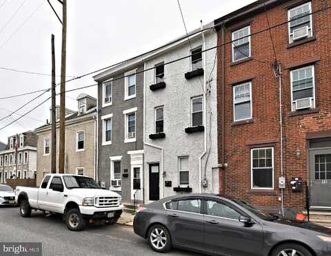 46 W FRONT STREET, BRIDGEPORT, PA 19405