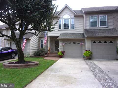 52 SMOKEY RUN DRIVE, BERLIN, NJ 08009