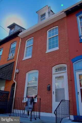 1028 GREEN STREET, READING, PA 19604