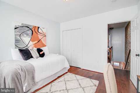 128 N CURLEY STREET, BALTIMORE, MD 21224