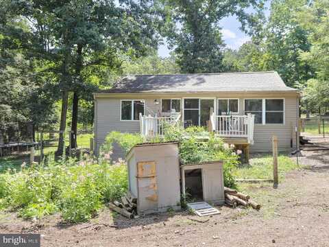 45 REEDBUCK LANE, HEDGESVILLE, WV 25427