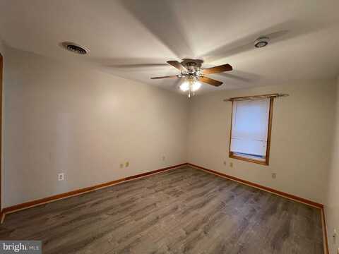 1 NEW JERSEY AVE, PENNSVILLE, NJ 08070