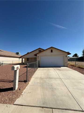 2636 Chambers Avenue, Kingman, AZ 86401