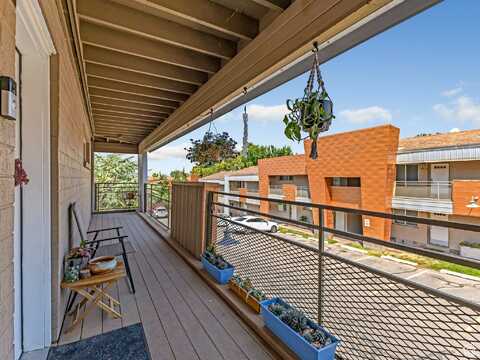 650 N 300 W, Salt Lake City, UT 84103