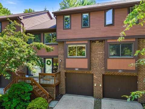 1203 Forest Edge Ct, McCandless, PA 15090