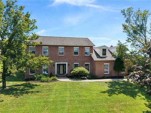 15 Penntowne Drive, Penn Twp, PA 15642