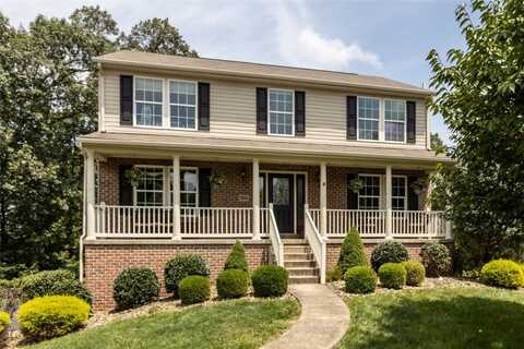704 Brooke Court, Pine Grv Mls, PA 15044