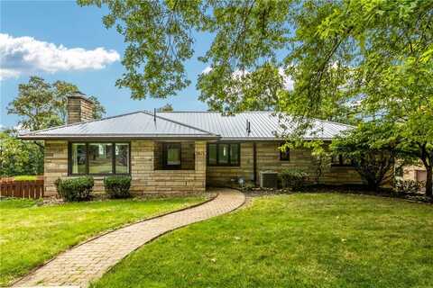 5615 Dellaglen Avenue, Lincoln, PA 15207