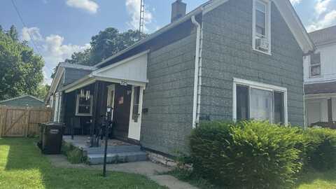 725 Young Street, Piqua, OH 45356