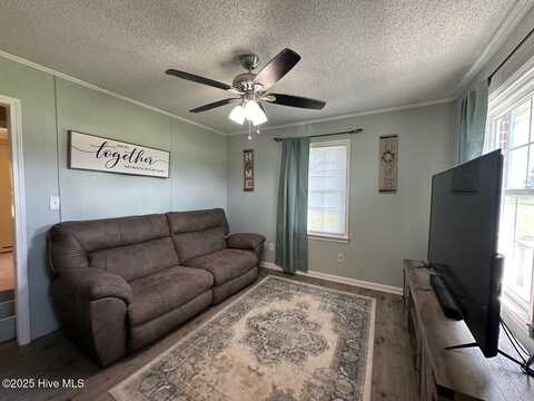 1616 Us Highway 13 N, Gates, NC 27937