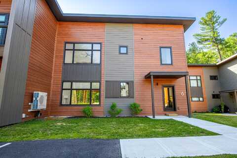 28 Bowman Lane, Wilmington, NY 12997